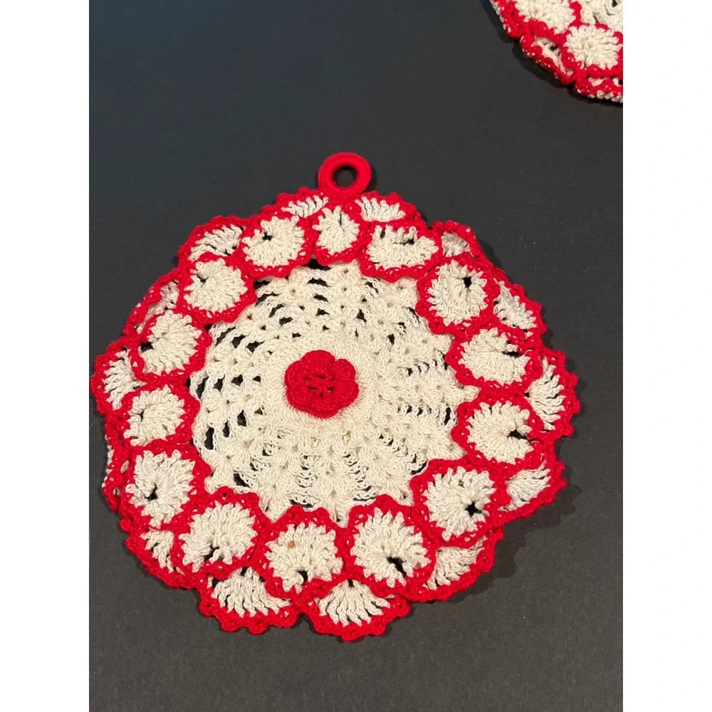 Vintage Handmade Crochet Pot Holders Set of 3 Red Cream Floral Farmhouse Kitchen